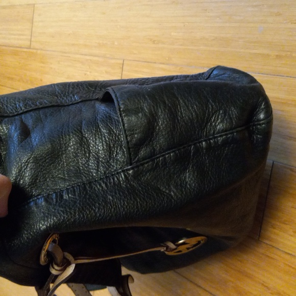 Michael Kors black bag. Used. - Picture 5 of 6